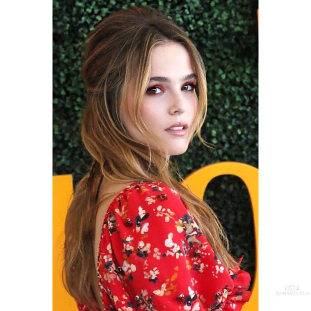 佐伊·达奇(Zoey Deutch)- 90后超正女演员性感私房照_8