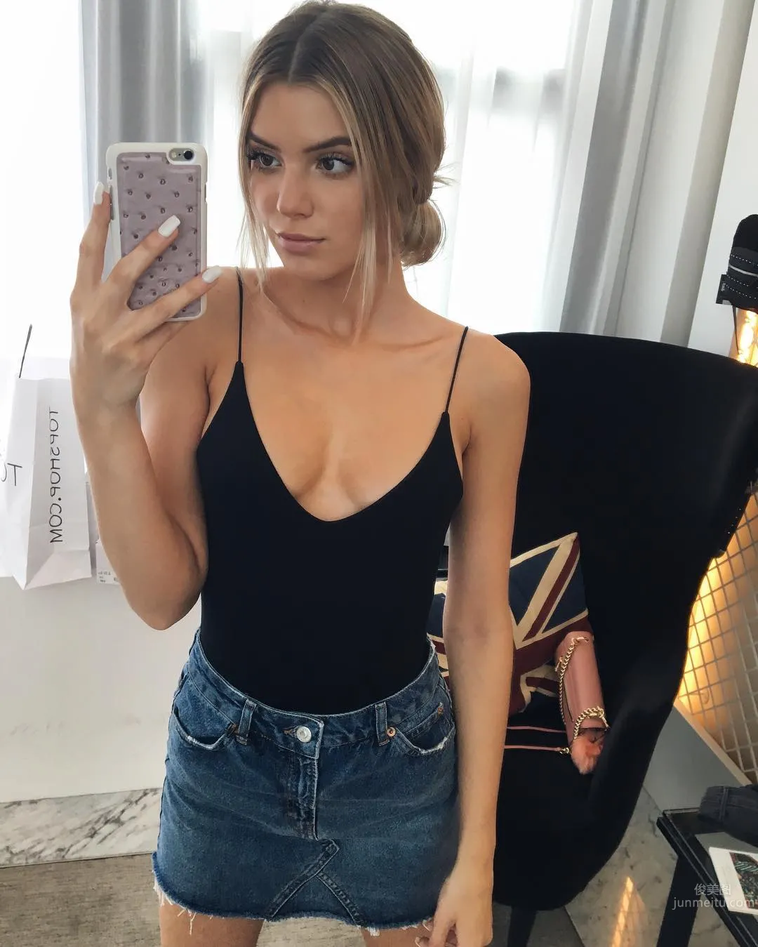 Alissa Violet- 最火辣的美国搞笑艺人_36