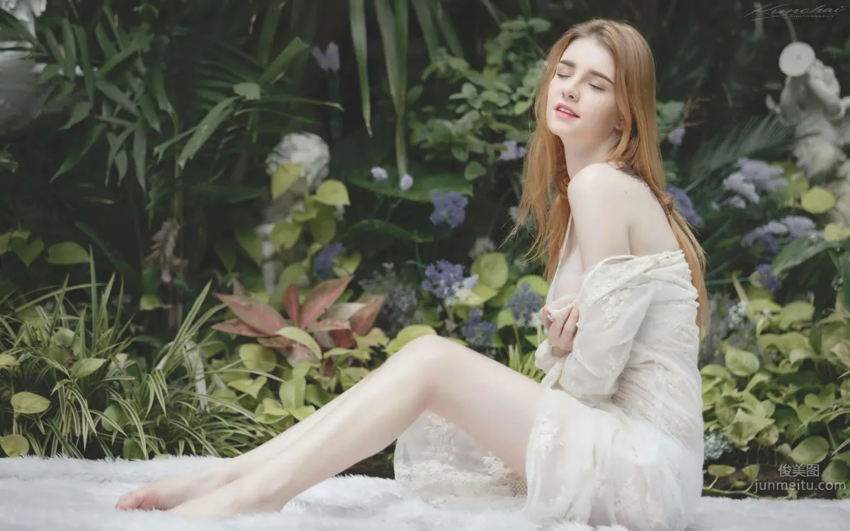 Jessie Vard- 超性感户外写真_1