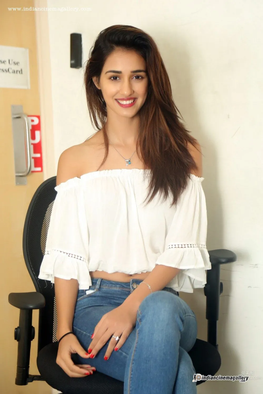 Disha Patani- 《功夫瑜伽》女主角图片合集_23