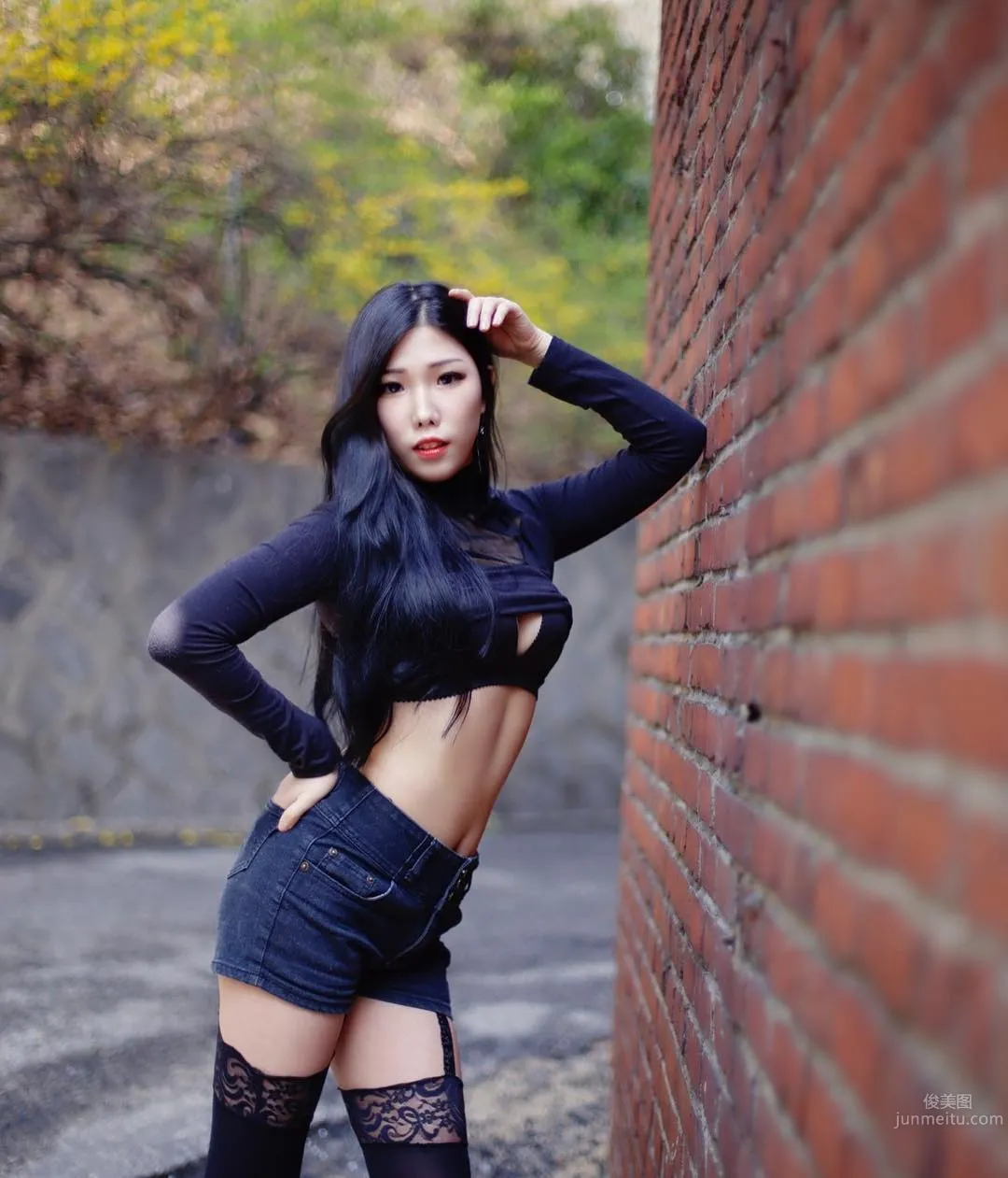 韩国美女조달쏭 街头性感写真美图_6