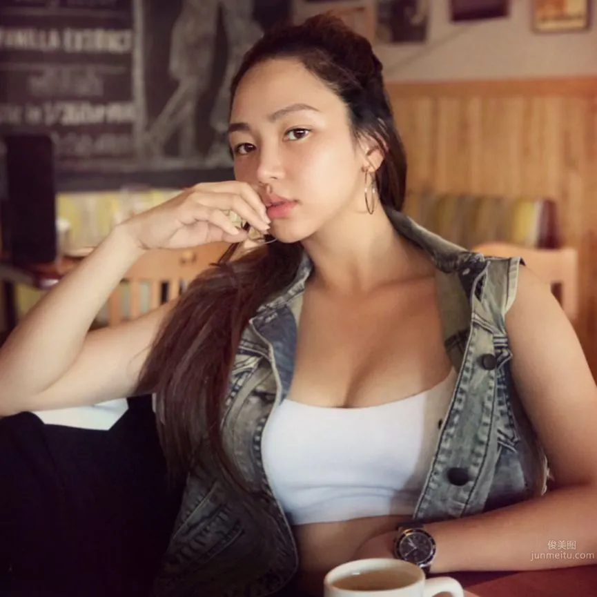 韩国美女博主Bygracekim 运动感十足的私房照_31