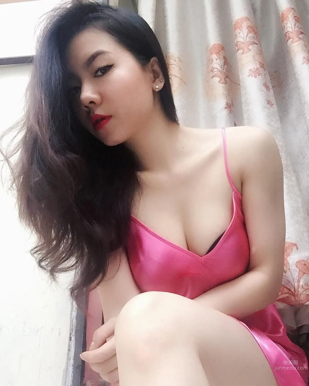 越南模特Jenie Trang Tran 冷艳外表下的性感_6