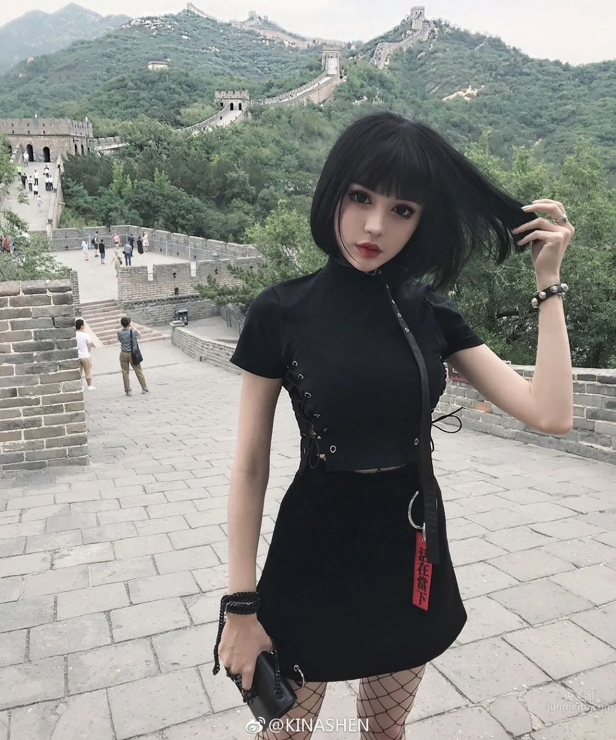 东方妹子Kina Shen 独特的黑暗系芭比_3