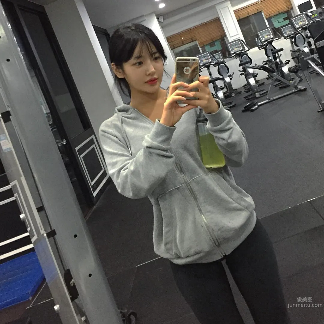 韩国健身正妹Kang Su一出场让全健身房都傻了_23