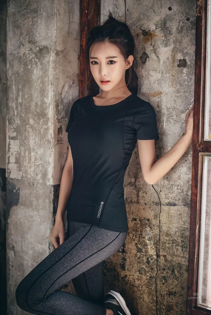 Yoon Ae Ji- 香汗淋漓的运动型写真_7