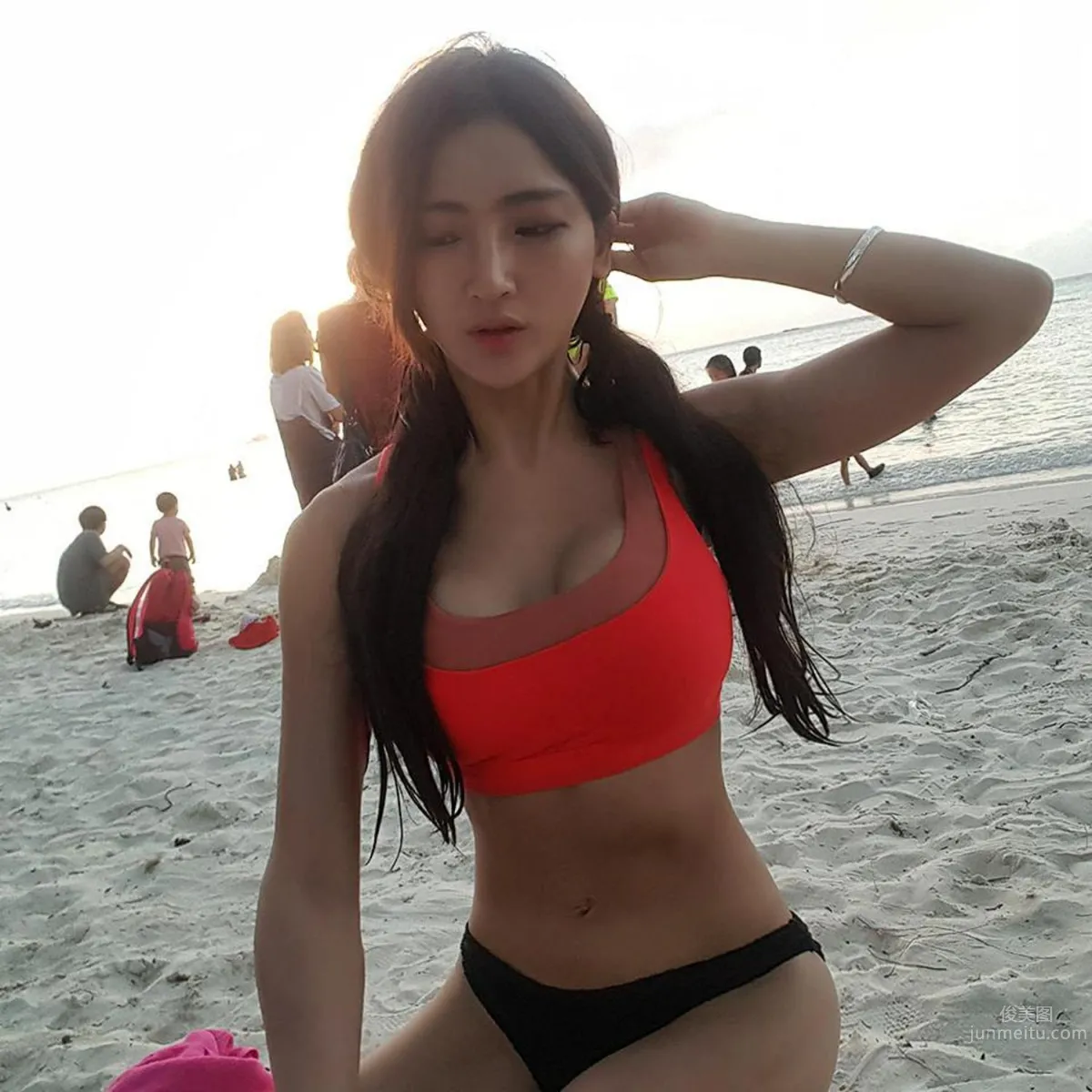 韩国健身美女박세리 紧身上衣超狂身材_15