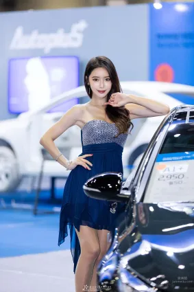 韓國賽車女郎소이 車展注目的焦點