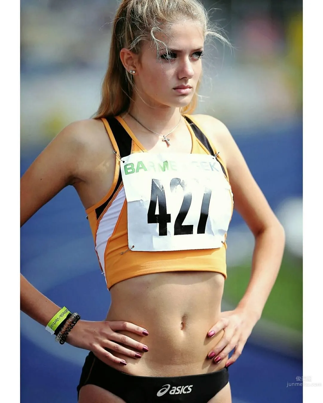 德国最正田径运动员Alica Schmidt 一辈子都追不到的女人_0