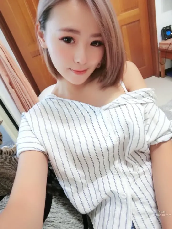 百变猫女小乖 充满着知性美_6