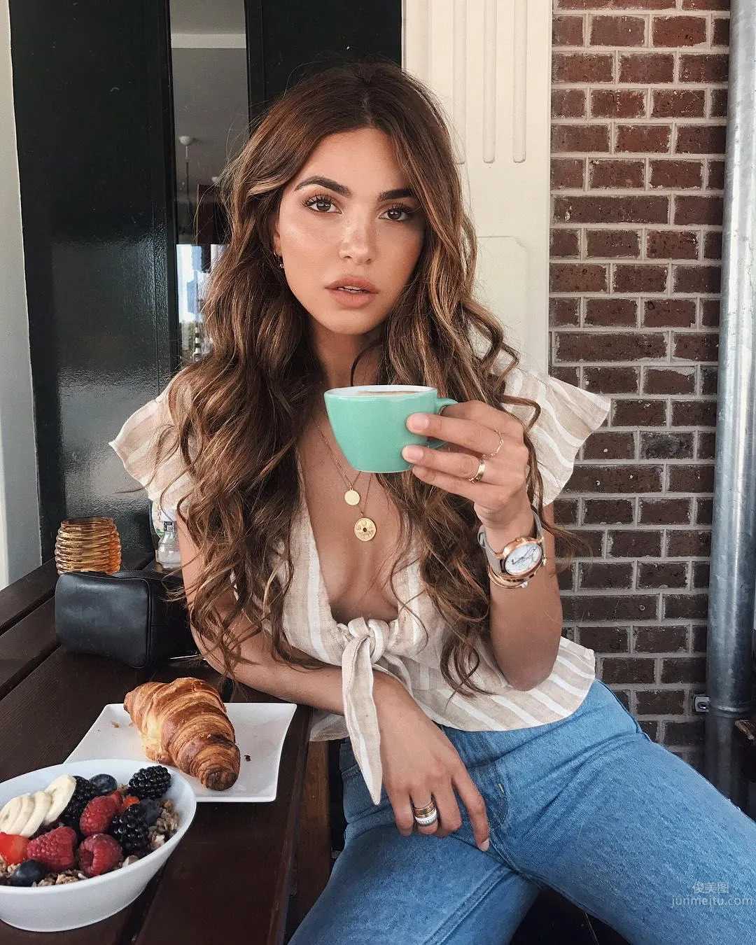 逛个街却惊见时尚辣模「Negin Mirsalehi」_15