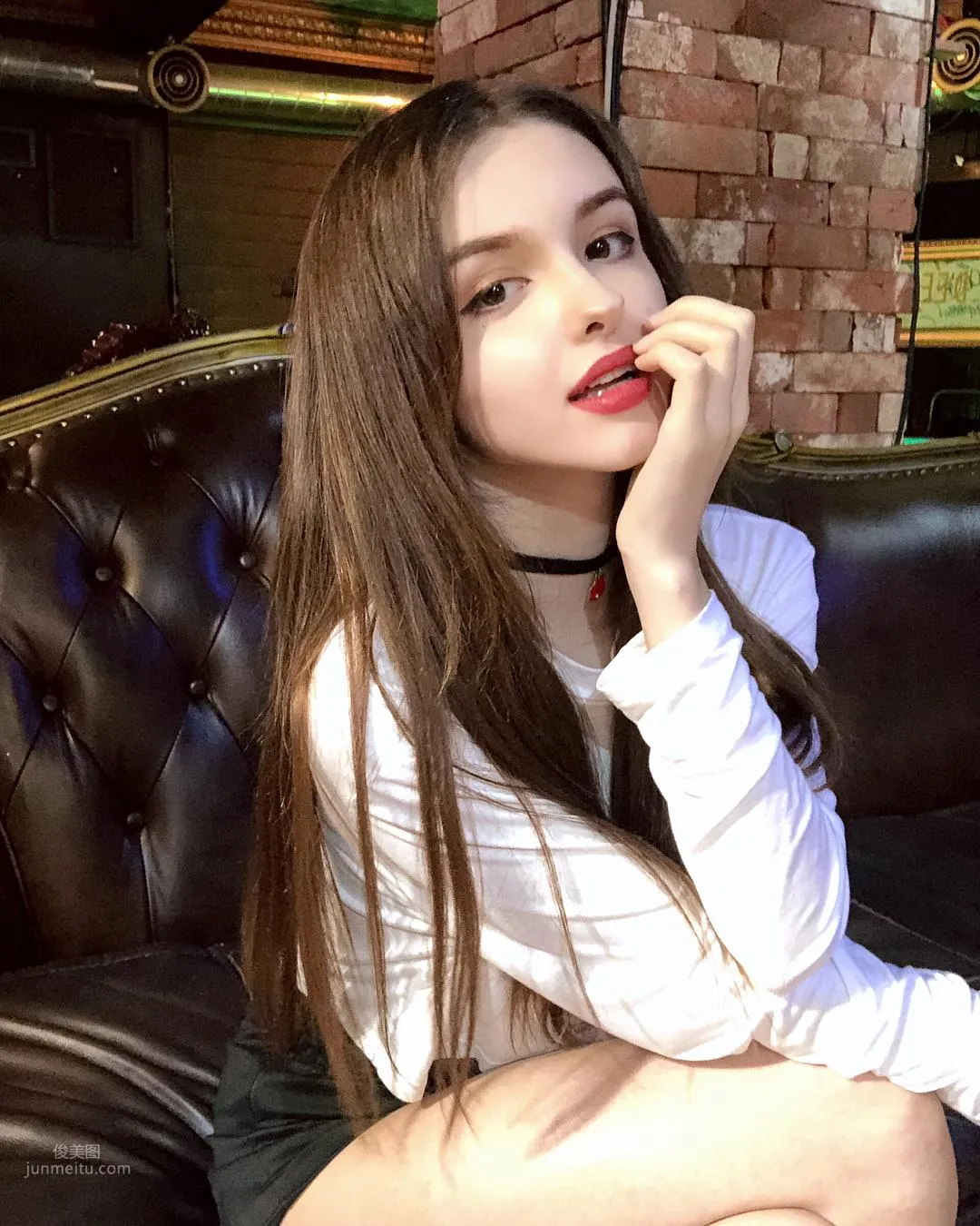 当中亚美女遇上韩式打扮Karimova Elina_27