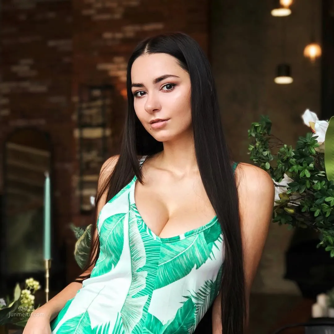 Helga Lovekaty- 俄罗斯最具杀伤力的嫩模_42