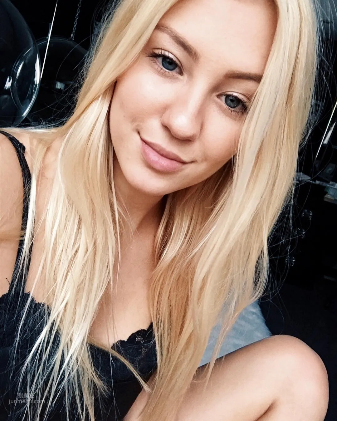 Ava Sambora- 甜美可爱的清新正妹_38