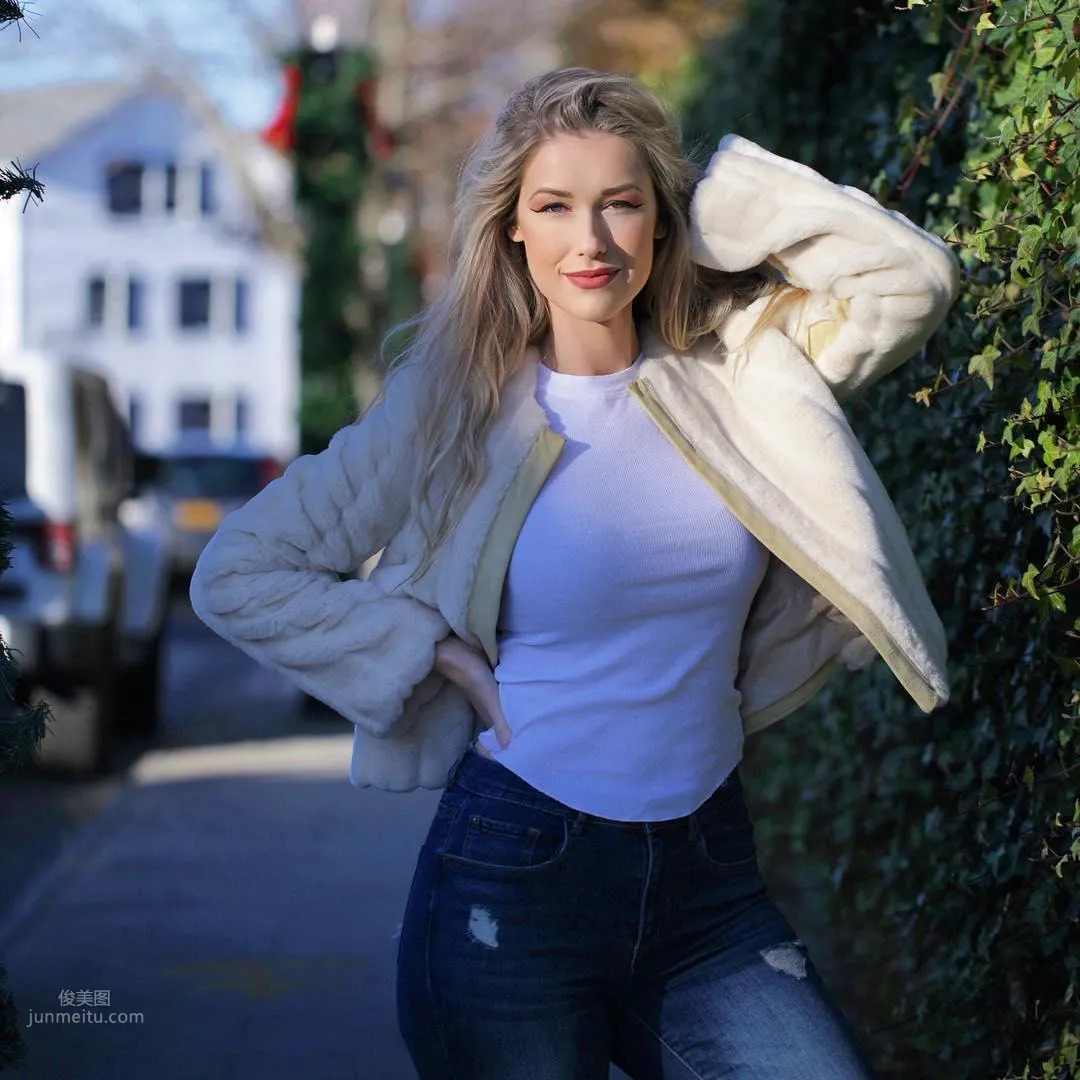 Noelle Foley- 10头身高挑正妹气质突出_10