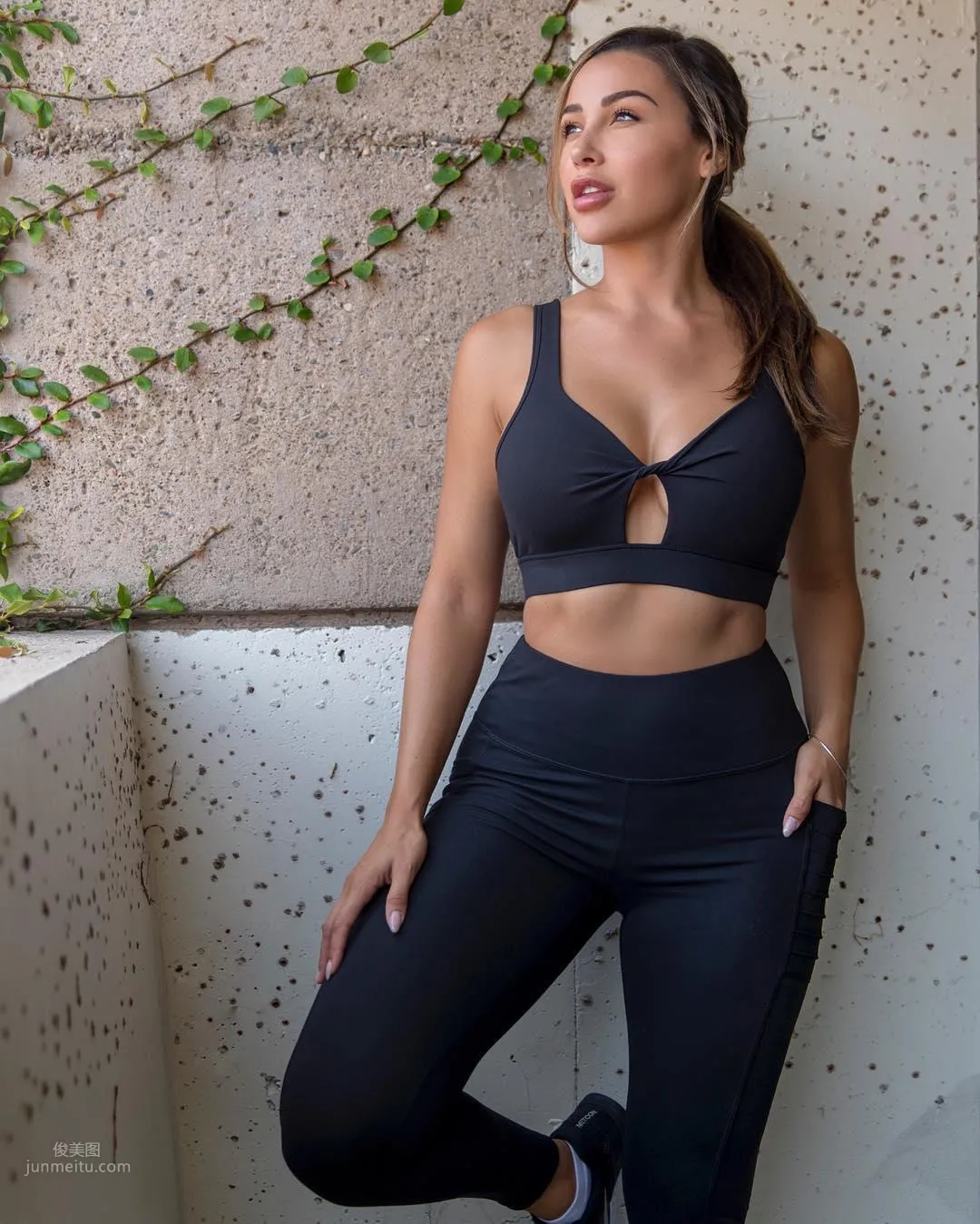 Ana Cheri- 健身模特妖娆貌美_35