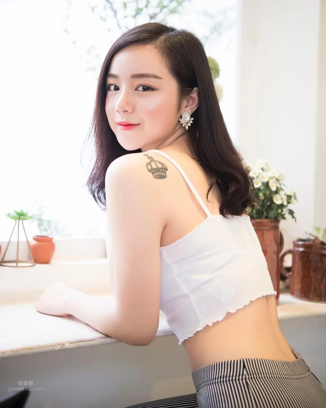 球场成名！越南美臀Thuy Tienn_43