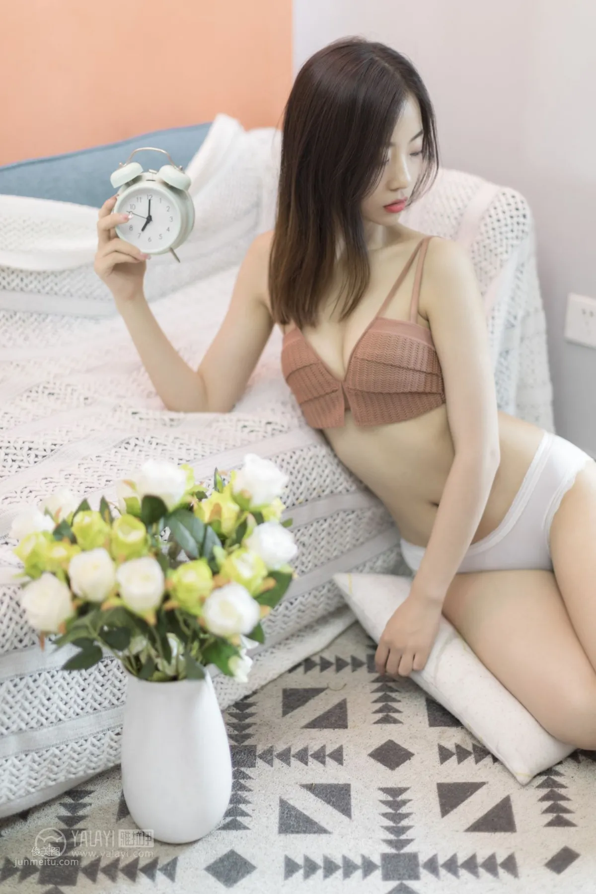 [YALAYI雅拉伊] 2019.06.26 Vol.320 少女与玫瑰 高若童_12