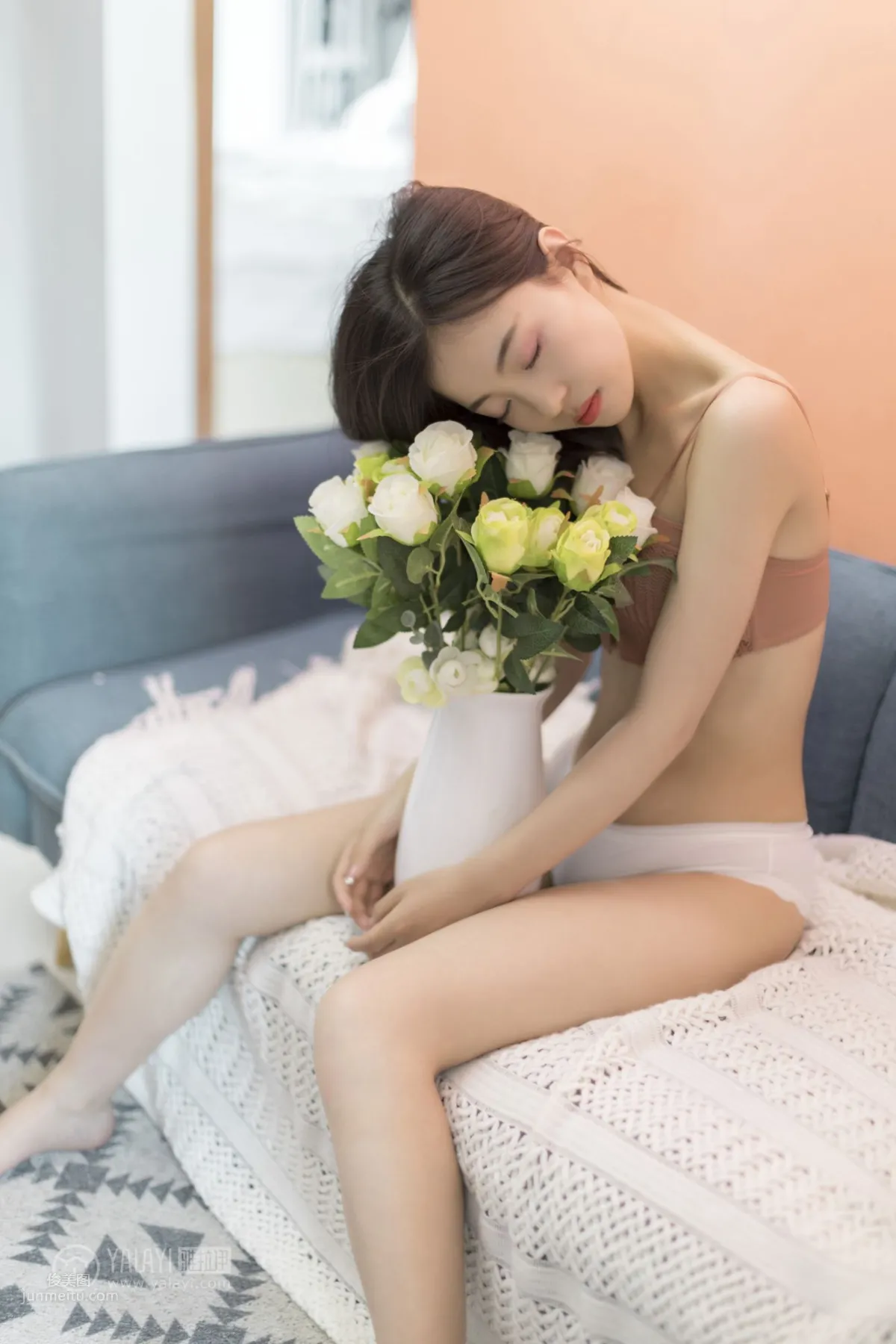 [YALAYI雅拉伊] 2019.06.26 Vol.320 少女与玫瑰 高若童_21