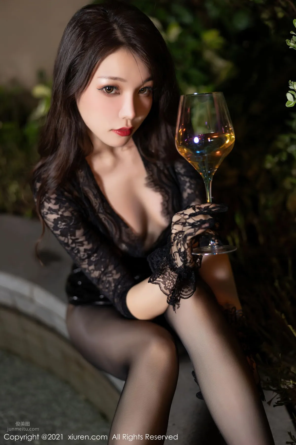 芝芝Booty的红酒杯 让人身不醉神自醉_20