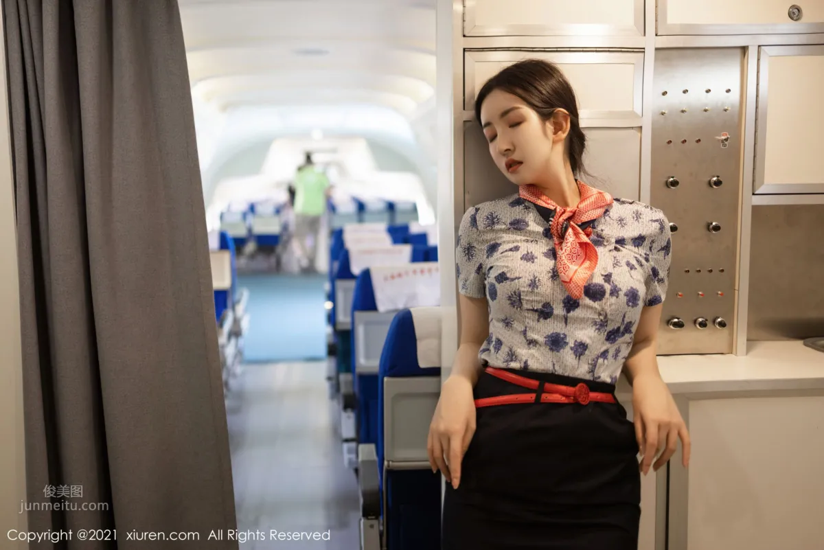 空乘女神沈梦瑶 真实的客机场景_55